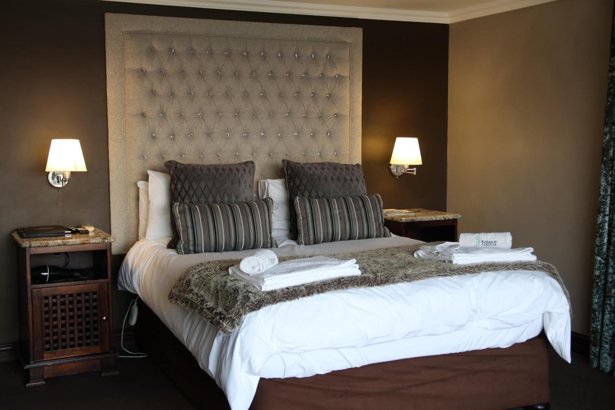 Kosmos Lodge Hartbeespoort Extérieur photo