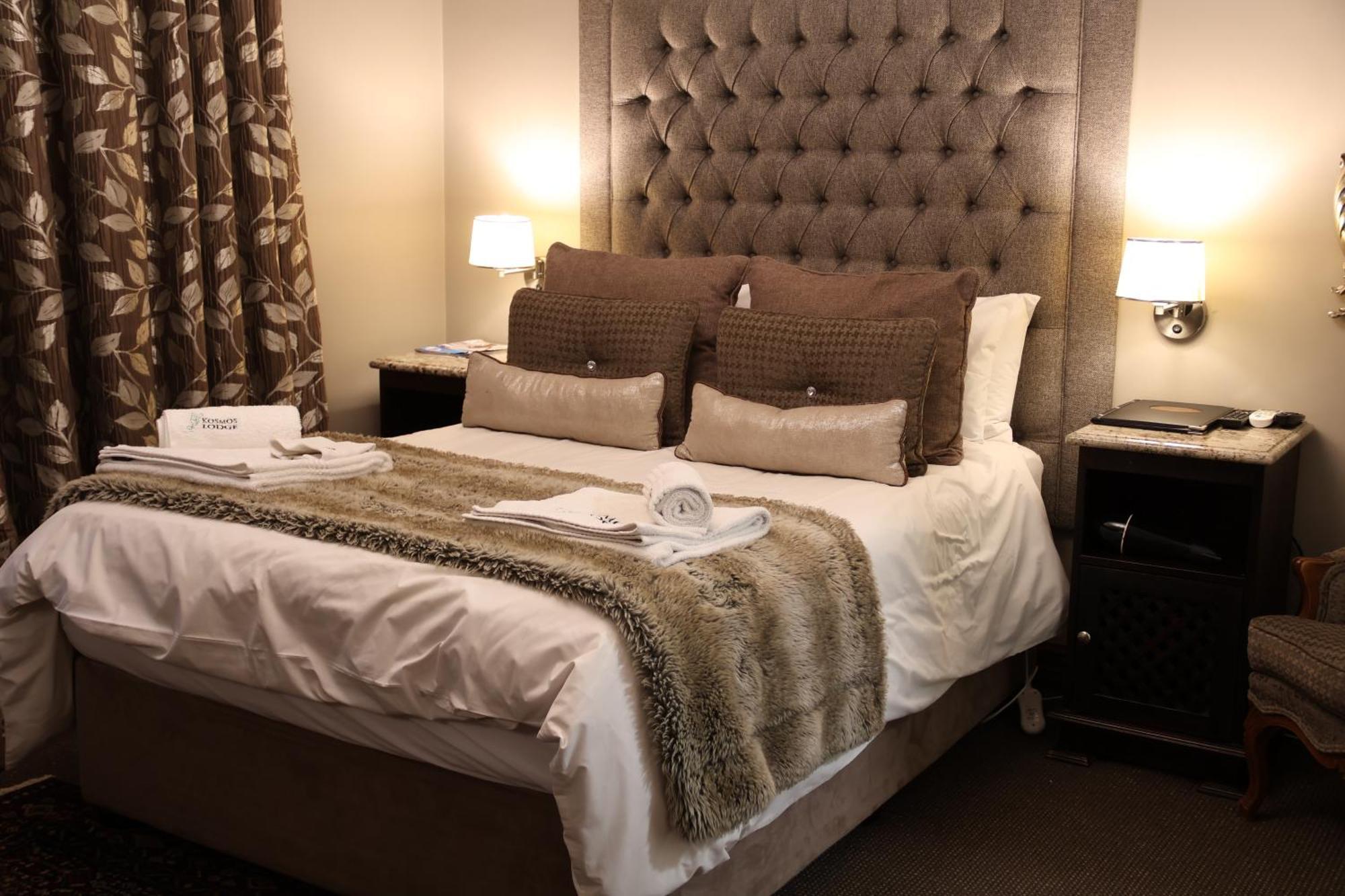 Kosmos Lodge Hartbeespoort Extérieur photo